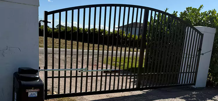 Driveway Fence Repair Downers Grove